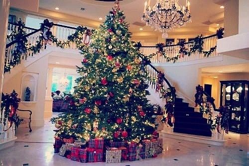 Christmas is my favorite time of the year!!!