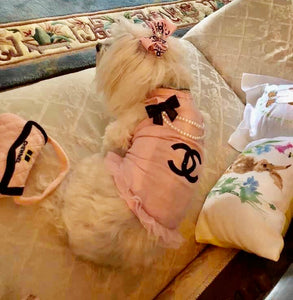 Savannah LOVES her dress!!